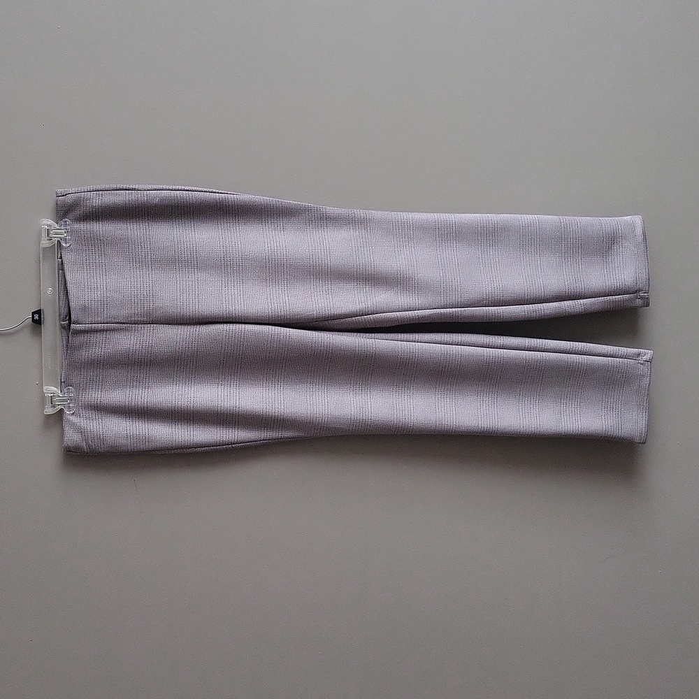 Tahari sueded pants / grey plaid